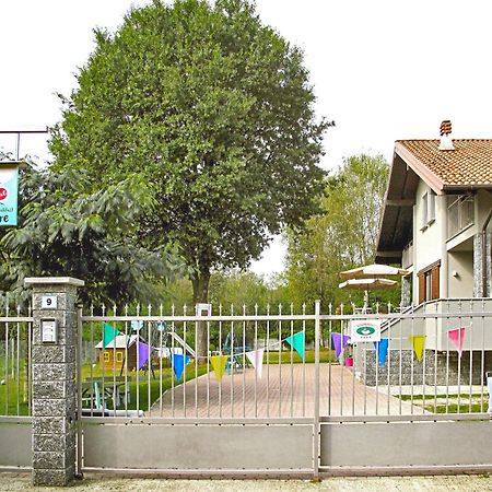 B&B Il Rovere Gattico Esterno foto