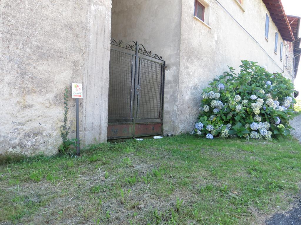 B&B Il Rovere Gattico Esterno foto