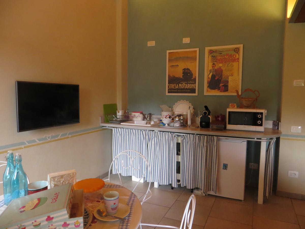 B&B Il Rovere Gattico Esterno foto