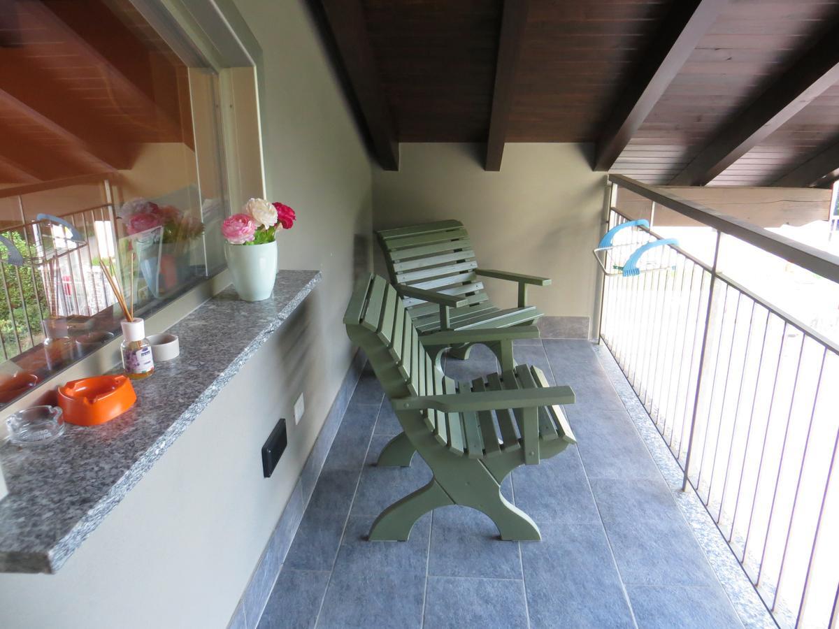 B&B Il Rovere Gattico Esterno foto